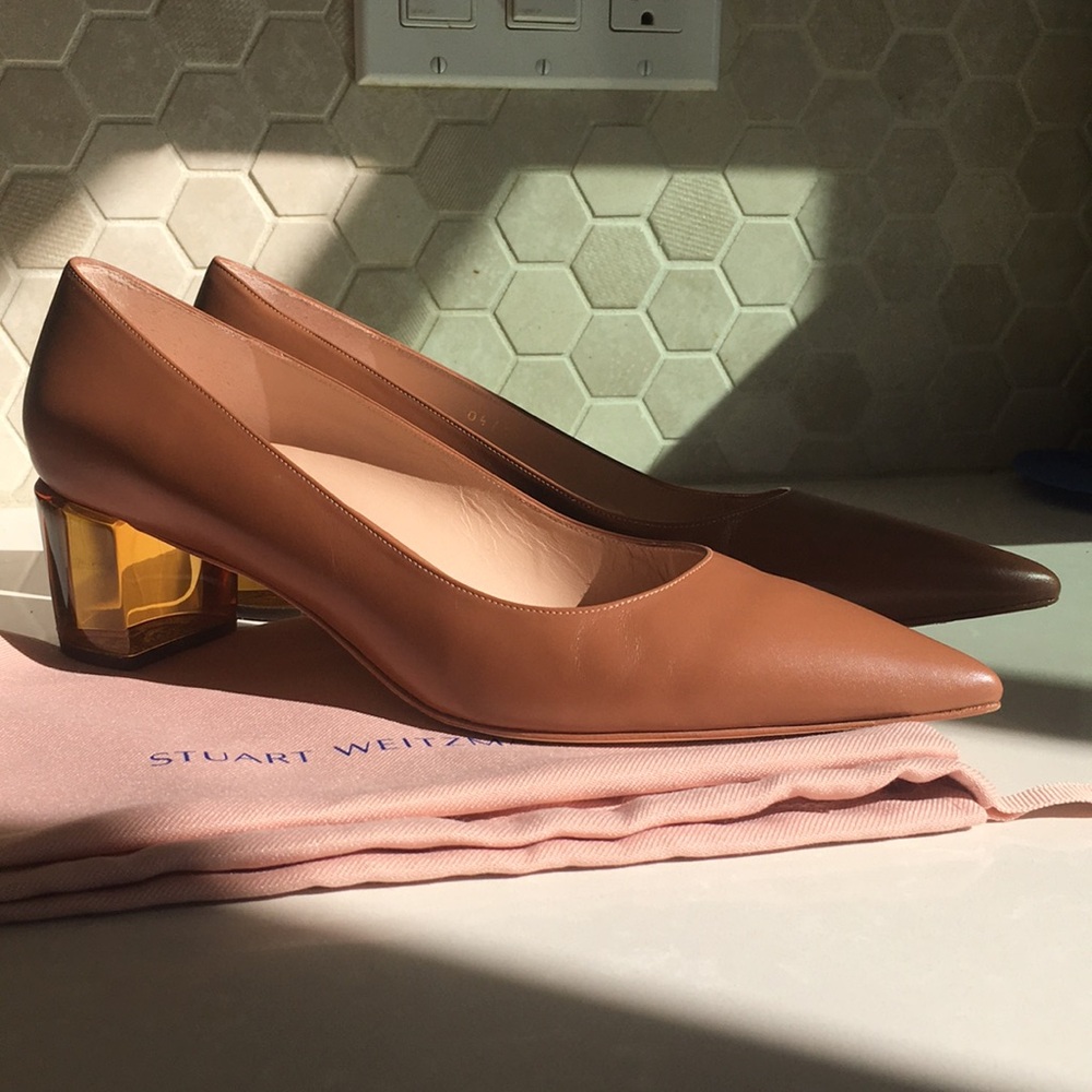 Stuart Weitzman Tan Leather Pointed-Toe Pumps
